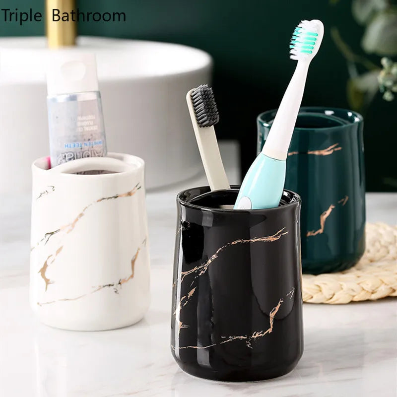 Light Luxury Toothbrush Holder™